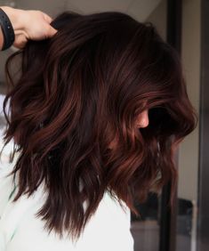 25 Fall Hair Color Ideas for Brunettes: Seasonal Shades to Transform Your Look Haircuts For Fine Flat Hair, Short Curly Bob Haircuts, Short Curly Bob Haircut, Curly Bob Haircuts, Dark Burgundy Hair, Dark Brown Hair With Highlights, Dark Fall Hair Colors, Fine Flat Hair, Dark Fall Hair