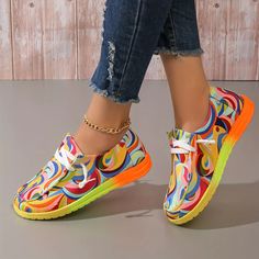 Lightweight Colors Design Printed Women's Canvas Shoes - Stylish and C Edgy Work Outfits, Sport Slippers, Comfortable Walking Shoes, Wedge Heel Sandals, Trendy Sneakers, Casual Lace, Lace Up Flat, Stylish Sneakers