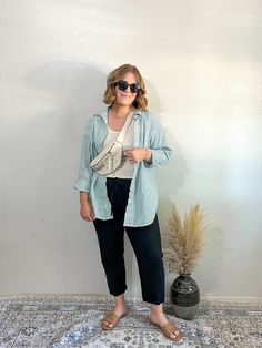 Casual Outfits For Plus Size, Midsize Outfits Summer, Basic Ootd, Playing Dress-up, Mom Wardrobe, Comfy Casual Outfits, Oversized Long Sleeve