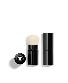 CHANEL Retractable Kabuki Brush N°108 - Macy's Chanel Brushes, Chanel Les Beiges, Kabuki Brush, Chanel Perfume, Chanel Beauty, Shopping Chanel, Cream Blush, Shaving Cream, Perfect Makeup