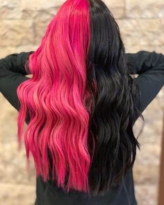 Split Hair Color, Brown And Pink Hair, Trendy We Fryzurach, Half And Half Hair, Split Dye, Pink And Black Hair, Split Dyed Hair, Cute Hair Colors, Creative Hair