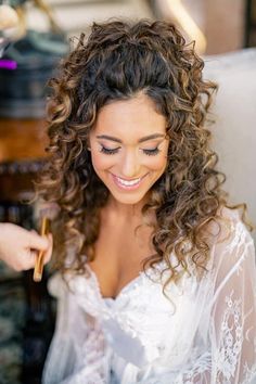 Curly Hair Half Up Half Down, Hairdos For Curly Hair, Natural Curls Hairstyles, Curly Hair Inspiration, Bridal Hair And Makeup, Wedding Hair And Makeup, Long Curly Hair