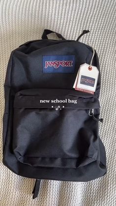 Amazon Finds Beauty, School It Girl, School Backpack Jansport, School Bag Aesthetic, Black Jansport Backpacks, Aesthetic Amazon Finds