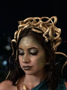 Medusa Makeup Halloween, Medusa Makeup Ideas, Halloween Medusa, Medusa Makeup, Karneval Diy, Theatre Makeup, Special Fx Makeup