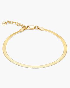 Our women's gold Herringbone Chain Bracelet has water-like movement that's so mesmerizing, you can’t look away. It's lightweight and comfortable, which makes it the perfect everyday accessory. Pair this best-selling bracelet with its matching gold Herringbone Chain for that cherry-on-top finish. Gold Herringbone Chain, Herringbone Chain, Solid Gold Chains, Silver Coat, Everyday Accessories, Silver Shop, Men's Rings, Pendant Bracelet, Chain Pendants