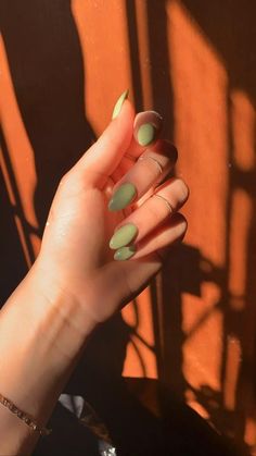 Nails Green, Simple Acrylic Nails, Almond Nails Designs, Minimalist Nails, Fire Nails, Dream Nails, Funky Nails, Pretty Acrylic Nails