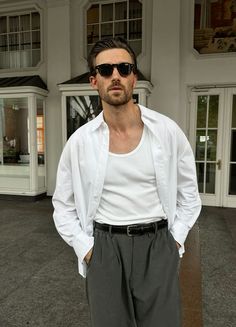 Euro Outfits, Guys Style, Men Fashion Photoshoot, Chill Style, Streetwear Men, Streetwear Men Outfits, Outfits Men, European Summer, Fashion Photoshoot