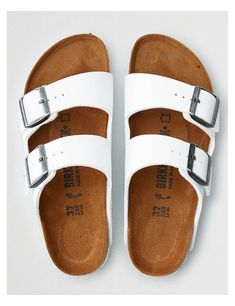 shoes Tokyo Street Fashion, Birkenstock Sandals Arizona, Preppy Shoes, Birkenstock Women, Birkenstock Sandals, Shoe Inspo, Cute Nikes, Skateboard Art, Swag Shoes