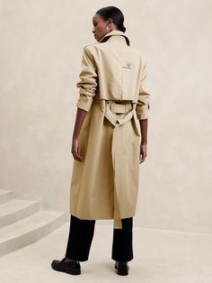 Oversized Trench Coat | Banana Republic Factory Trench Coat Back, Oversized Trench, Shoulder Epaulettes, Oversized Trench Coat, Stylist Outfit, Big Sleeves, Trench Coat Outfit, Short Trench Coat, Travel Comfort