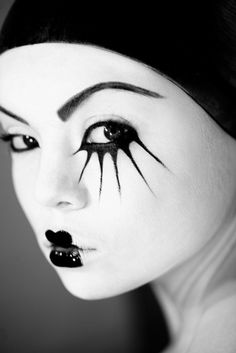 Creative Halloween Makeup, Black And White Makeup, A Clockwork Orange, Black And White Face