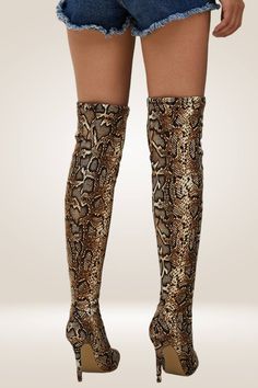 Curvy Swim, Leopard Boots, Knee High Heels, Elegant Heels, Maxi Tops, High Heel Boots Knee, Coachella Fashion, Coachella Outfit, Party Kleidung