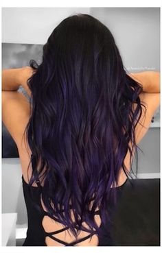 Dark Black Purple Hair, Purple Hair Aesthetic, Dark Purple Hair, Hair Aesthetic, Hair Color Purple, Pretty Hair Color, Hair Color And Cut