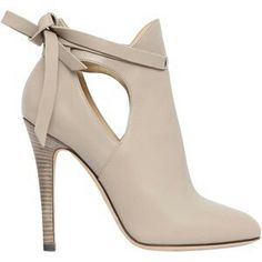 Jimmie Choo Ankle Boots Beige, Beige Ankle Boots, Short Heel Boots, Boots Beige, Short Leather Boots, High Heel Boots Ankle, Fabulous Shoes, Boots Ankle, Crazy Shoes