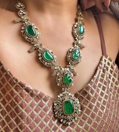 Sabyasachi Inspired Emerald Green Victorian Necklace Set/Pakistani Indian Jewelry/Green Kundan Necklace/Punjabi Jewelry  Easy to wear, Light in weight & gives you a classy Look. It can be wear in festival occasion with matching salwar or saree. Jadau Kundan Handmade Hand Painted Meenakari Kundan Choker Emerald Semiprecious Stone Kundan Choker Necklace Jaipur Kundan, Indian Jewelry Fine Ahmdabadi Kundan Handmade Hand Painted Meenakari Kundan Choker Emerald Semiprecious Stone/ Kundan/ Pearl/ Choke Luxury Kundan Necklace With Filigree, Luxury Kundan Ornate Jewelry, Luxury Ornate Kundan Necklace With Tilla, Luxury Green Kundan Necklace With Latkans, Luxury Green Meenakari Temple Necklace, Luxury Green Kundan Traditional Wear, Luxury Green Kundan Necklace For Wedding, Elegant Zari Work Necklace For Eid, Elegant Bridal Necklace With Zari Work For Eid