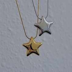 The Matching Necklace set includes a silver puffy star necklace and a gold chunky star necklace, ideal as a jewelry gift for her. This necklace set can be personalized, making it a perfect gift set for friends, couples, siblings, etc. 💫 𝐃𝐄𝐓𝐀𝐈𝐋𝐒:  ⭐️ Star necklace length is 16" + 2" adjustable extender  ⭐️ Chunky Star Pendant size is 24mm x 24mm ⭐️ This Puffy Star necklace is 100% stainless steel, water & tarnish proof made to last forever ✨ ⭐️ The best statement matching necklaces for be Matching Necklaces For Friends, Matching Necklaces For Best Friends, Necklaces For Best Friends, Silver Star Necklace, Matching Stuff, Des Couples, Couple Necklace, Star Necklace Silver, Star Necklace Gold