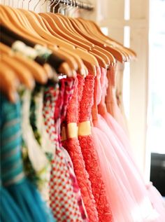 Elegante Y Chic, Barefoot Contessa, Aesthetic Fits, Pinterest Closet, Dream Dresses, The Rack, Carrie Bradshaw, Nice Things, Clothing Rack