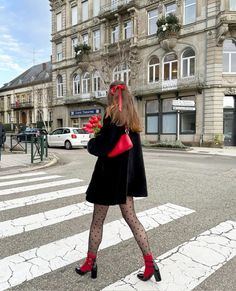 Paris Outfits, Elegante Casual, Style Inspiration Fall, Red Outfit, Autumn Outfit, Outfit Inspo Fall, Mode Vintage, Outfit Casual