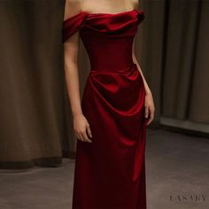 Lasaky - Stunning Bridal Gown with Flowing Train and Veil Red Satin Prom Dress, Multi Way Dress, Floral Dress Formal, Velvet Prom Dress, Long Formal Gowns, Floor Length Prom Dresses, Lace Party Dresses, Prom Dresses Two Piece, Piece Prom Dress