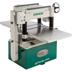 the grizzly table sawing machine is ready to be used for cutting wood and other materials