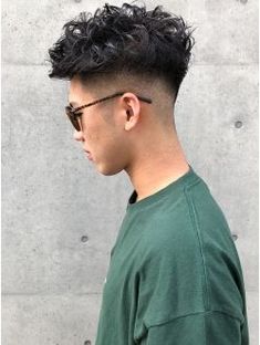 Mens(フェード バーバースタイル パーマ) #NewHairIdeas Asian Perm, Perm Hair Men, Curly Hair Fade, Drop Fade, Yamaha Motorcycles