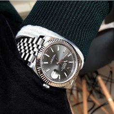 Men Fashion Dress, Timepiece Design, Sporty Watch, Wristwatch Fashion, Wrist Candy, What Time Is It, Stylish Mens Outfits