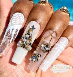 Winter Nails Designs, Xmas Nail Art, New Years Nail Designs, Luminous Nails, New Years Eve Nails, Festive Nail Art, Amazing Nails, Tapered Square, Blue Nail Designs