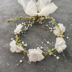 White Flower Girl Crown, Cute Flower Crown, Colorful Flower Crown, Bridesmaid Flower Crown, Simple Flower Crown, Flower Crown White, Fairy Flower Crown, Tiara Flower, Bridesmaid Crown