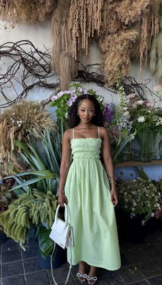 Floral Feminine Aesthetic, Green Brunch Outfit, Basic Everyday Outfits, Girly Spring Outfits, Outfit Ideas Basic, Invierno Aesthetic, Siren Outfits, 2000s Office, Siren Outfit