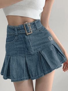 Buckle Belt Pleated Denim Mini Skirt - AnotherChill Pleated Denim Mini Skirt, Pleated Denim Skirt, Girls Denim Skirts, Denim Shorts Outfit, Black Jean Skirt, Pleated Denim, Street Y2k, High Waisted Denim Skirt, High Waisted Pleated Skirt