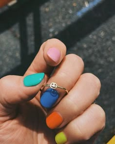 Chilac Nails, Health Nails, Smiley Face Ring, Face Jewelry, Face Ring, Cute Acrylic Nail Designs, Summer Acrylic Nails, Short Acrylic Nails Designs, Minimalist Nails