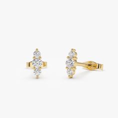 14k Triple Diamond Stud Earrings, Small Round Diamond, Daggering Diamond Studs, Small Dainty Stud Earrings ▶ Details   * Made to Order * Gold KT: 14K Solid Gold (also available in 18K & Platinum upon request) * Custom Gold Color: Rose Gold, Yellow Gold, White Gold * Round Diamonds: 4 pcs  1.70 MM * Round Diamonds: 2 pcs  2.30 MM * Total Diamond Ctw: 0.18 ctw * Diamond Color Clarity: G Color SI Clarity  * Ready to Ship in 7-10 Business Days ▶ See more of our Diamond Earrings here - https://etsy.me/3YbpVq2  ▶ See our storefront here - http://etsy.me/2lUcVnH  ▶ All store sections here * Diamond Rings - http://etsy.me/2lwKUl8  * Diamond Earrings - http://etsy.me/2lyqVBP  * Diamond Necklace - http://etsy.me/2mqa6O1  * Diamond Bracelets - http://etsy.me/2mVrAB5  * Diamond Wedding Rings - https:/ Gold Armband, Dainty Studs, Solid Gold Earrings, Small Earrings Studs, Ruby Jewelry, Diamond Stud Earrings, Emerald Jewelry, Sapphire Jewelry, Diamond Stud