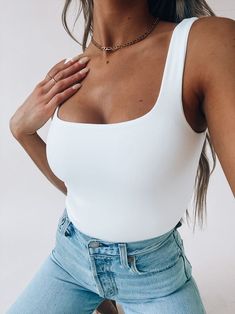 Body Tiana Tirantes Escote | Body Para Mujer | We Love Luana Colombia Square Necklines, Womens Bodysuit, Square Neckline, Girl Outfits, Boutique, Lifestyle