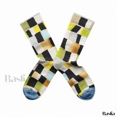 Baslia - Artistic Animal and Floral Oil Painting Socks from Ge Wen Socks Aesthetic, Animal Socks, Floral Socks, Art Socks, Floral Oil Paintings, Floral Oil, Sock Animals, Geometric Animals, Oil Painting Flowers