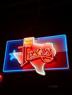 Texas sign Billy Bob's Jb Mauney, Texas Sign, Vacay Pics, Texas Signs, Cozy Dorm, Texas State Fair, Cozy Dorm Room, Country Aesthetic, Usa Trip