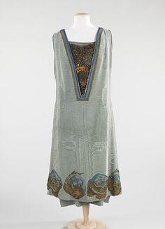 Martial & Armand     Date:      1924  Culture:      French  Medium:      silk, metal Sewing Kaftan, Lucile Dress, 1920s France, 1920s Clothing, Bridal Capelet, 1920 Dress, 1920s Women, Flapper Dresses, 1920s Outfits