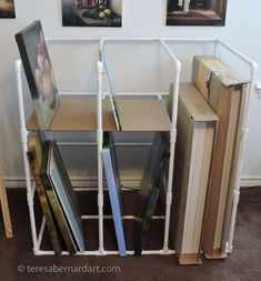 DIY art storage Art Studio Diy, Basement Storage Organization, Art Rack, Poster Storage, Pvc Storage, Diy Storage Rack, Organisation Ideas