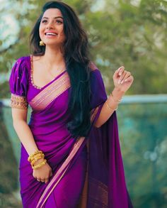 Simple Saree Blouse Designs, डिजाइनर कपड़े, Latest Bridal Blouse Designs, Latest Blouse Designs Pattern, Traditional Blouse Designs, New Saree Blouse Designs, Latest Model Blouse Designs, Fashionable Saree Blouse Designs, Blouse Design Images