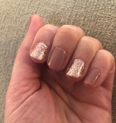 Dnd Gel Polish Gold Glitter, Dnd Glitter Nails, Dnd 607 Hazelnut, Dnd Hazelnut Gel, Dnd Nail Ideas, Dnd Glitter Gel Polish Colors, Dnd Glitter Gel Polish, Dnd Gel Polish Colors Fall 2023, Dc Gel Polish Colors