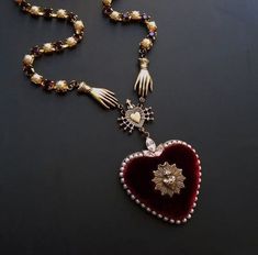 Mia 3, Dope Jewelry, Funky Jewelry, Jewelry Lookbook, A Necklace, A Cross, Jewelry Inspo, Dream Jewelry, Sacred Heart