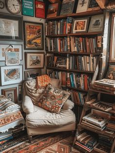 Boho Reading Nook: Cozy Armchairs & Book Cover Gallery Wall Living Room With Reading Nook Layout, Eclectic Office Space, Reading Room Ideas Cozy, Boho Reading Nook, Corner Reading Nook, Overstuffed Armchair, Cozy Armchair, Bedroom Guide, Boho Decor Ideas