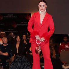 Pant Suit Chic Red Suits For Fall, Red Notch Lapel Pantsuit For Fall, Red Party Suits For Fall, Chic Red Suit For Party, Red Evening Suit For Fall, Red Evening Suits For Fall, Red Pantsuit For Fall Party, Red Fall Pantsuit For Party, Red Notch Lapel Set For Fall