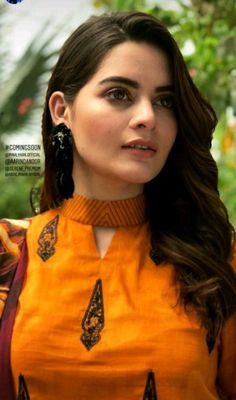 Neck Designs Pakistani, Chudidhar Neck Designs, Salwar Neck Designs, Kurti Sleeves Design, Churidar Designs, Pakistani Suit