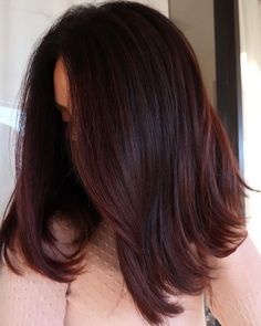 Color Hair Styles, Red Hair Ideas, Subtle Hair Color, Pink Brunette, Hair Color For Brown Skin