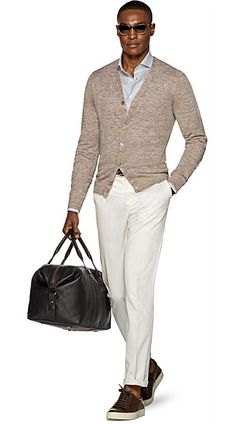 Cocktail Attire Men, Mens Wedding Attire, Mens Fashion Work, Afro Style, Gents Fashion, Stylish Men Casual, Brown Cardigan, Men's Casual Style