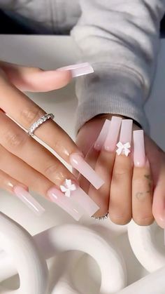 Long Nails Black Women, Tapered Square Nail Designs, Basic Baddie Nails, Nails Aura, Freestyle Nails, Poppin Nails, Classy Acrylic, Nail Goals