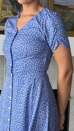 Periwinkle Dress, Frock Designs, Long Frock Designs, Simple Frocks, Long Frock, Make Your Own Clothes, Lavender Floral, Vintage Outfit, Long Frocks