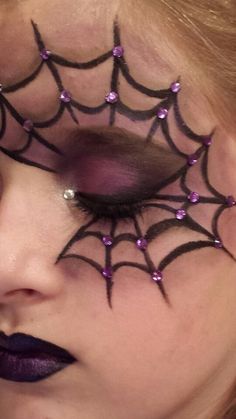 Halloween Face Paint Spider Web, Spider Makeup Kids, Halloween Spider Costume Women, Spider Diy Costume, Spider Web Makeup Halloween, Halloween Makeup Kids Girls Easy, Toddler Witch Makeup, Kids Makeup Halloween