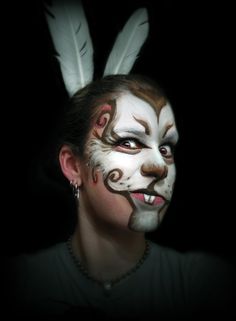 Creative Face Painting, Alice In Wonderland Play, Green Face Paint, Animal Face Paintings, Alice Costume