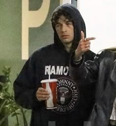 Matty Healy 1989 Shirt, Matty Healy Funny, Jeff Buckley, Reaction Pics