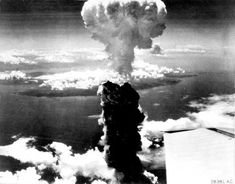 Hiroshima Nagasaki, Mushroom Cloud, Harry Truman, Ancient Egyptian Art, Nagasaki, Rare Pictures, European History, Egyptian Art